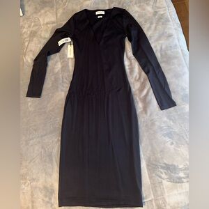 NWT Babaton Aritzia slim midi dress size xs